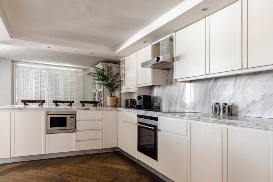 To Let 3 Bedroom Property for Rent in Clifton Western Cape